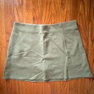 NWOT AE mini skort